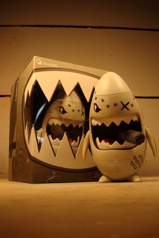 Виниловые игрушки - Хак Джи (Huck Gee)